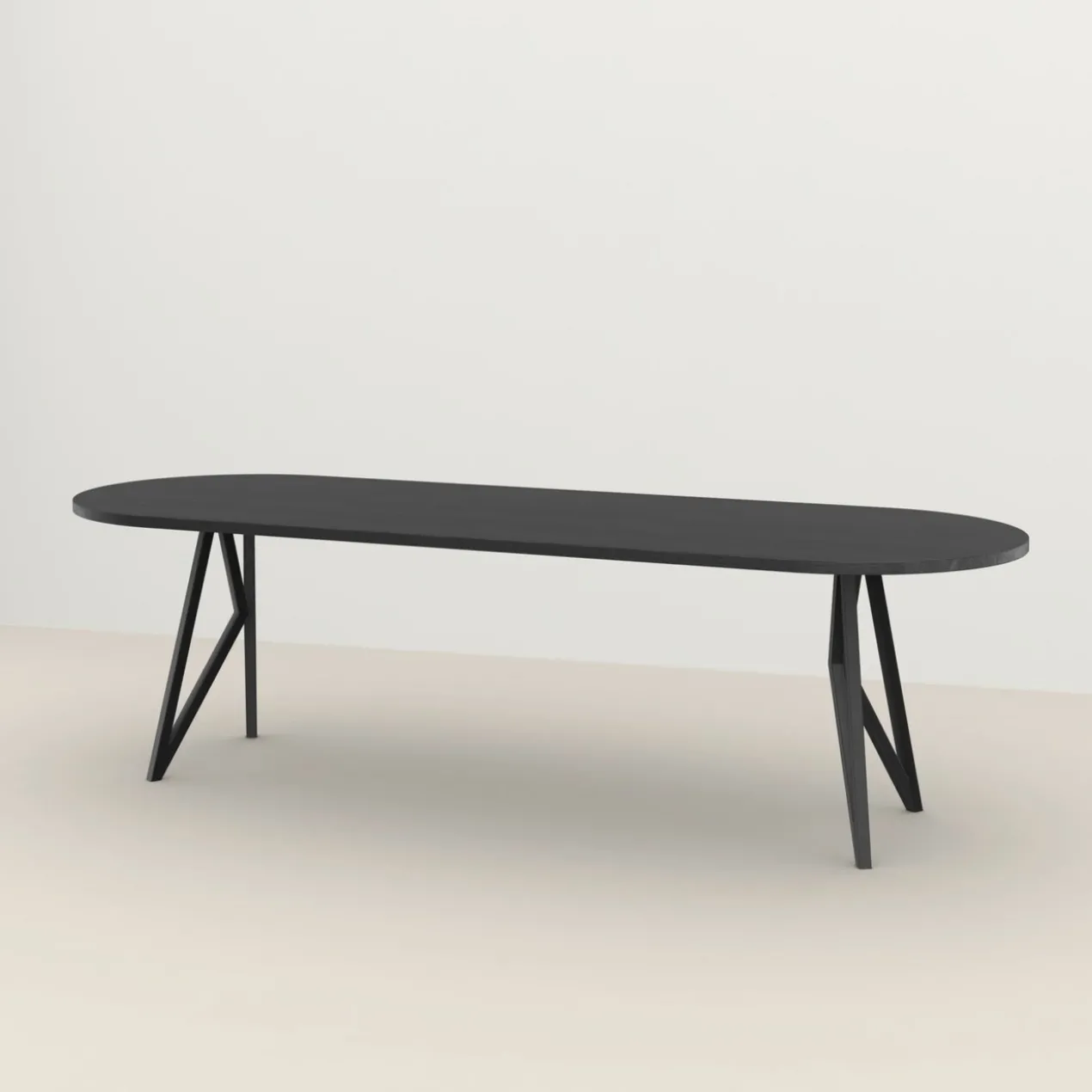 Studio HENK tafel Butterfly Plat ovaal - zwart frame, zwarte beits 280 x 90 | Zwarte Beits | Rechte Rand | Frame Zwart