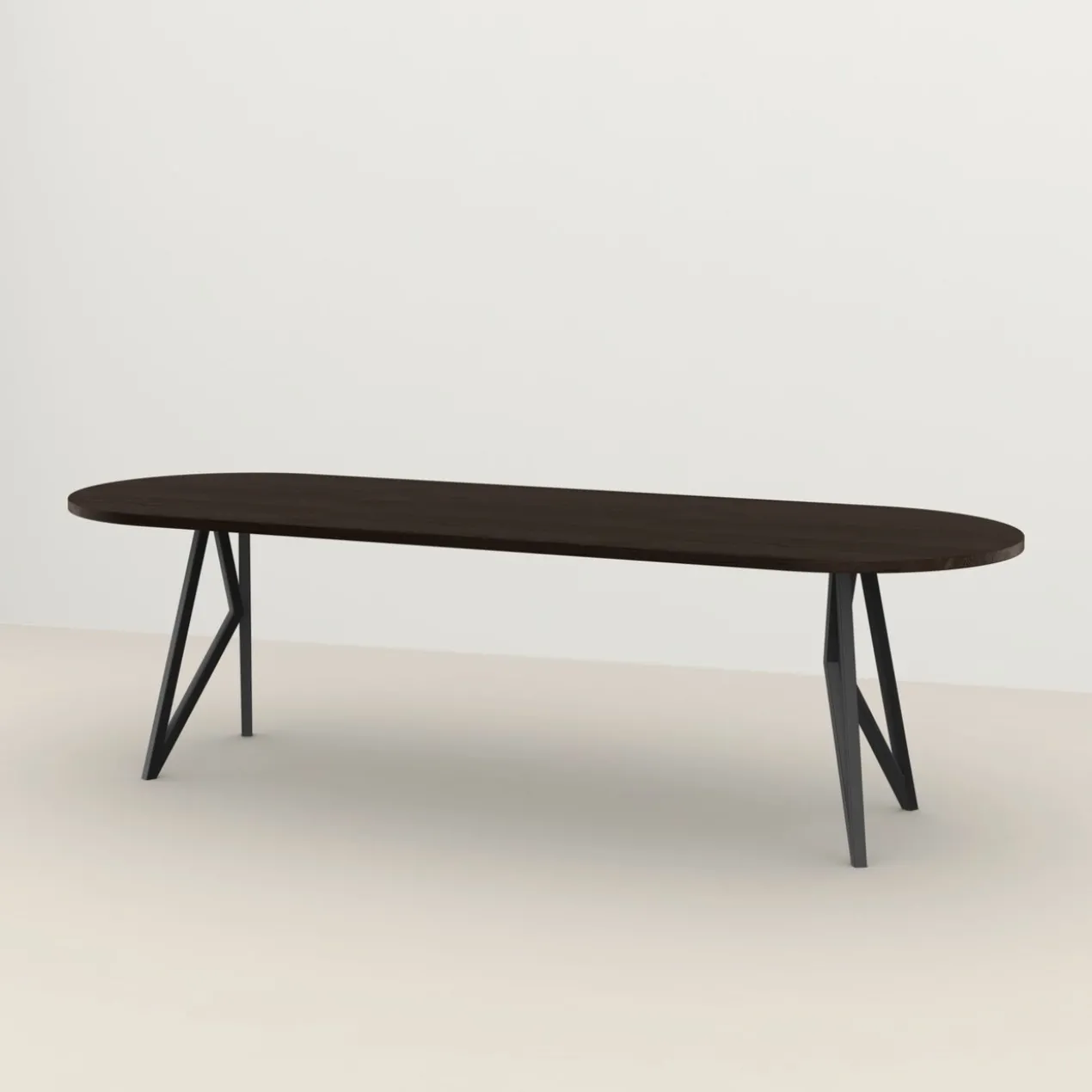 Studio HENK tafel Butterfly Plat ovaal - zwart frame, gerookte beits 260 x 90 | Gerookte Beits | Rechte Rand | Frame Zwart