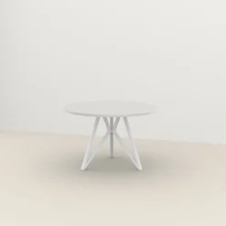 Studio HENK tafel Butterfly Rond Tripod - wit frame, HPL Fenix bianco kos ⌀110 | HPL Fenix Bianco Kos | Rechte Rand | Frame Wit