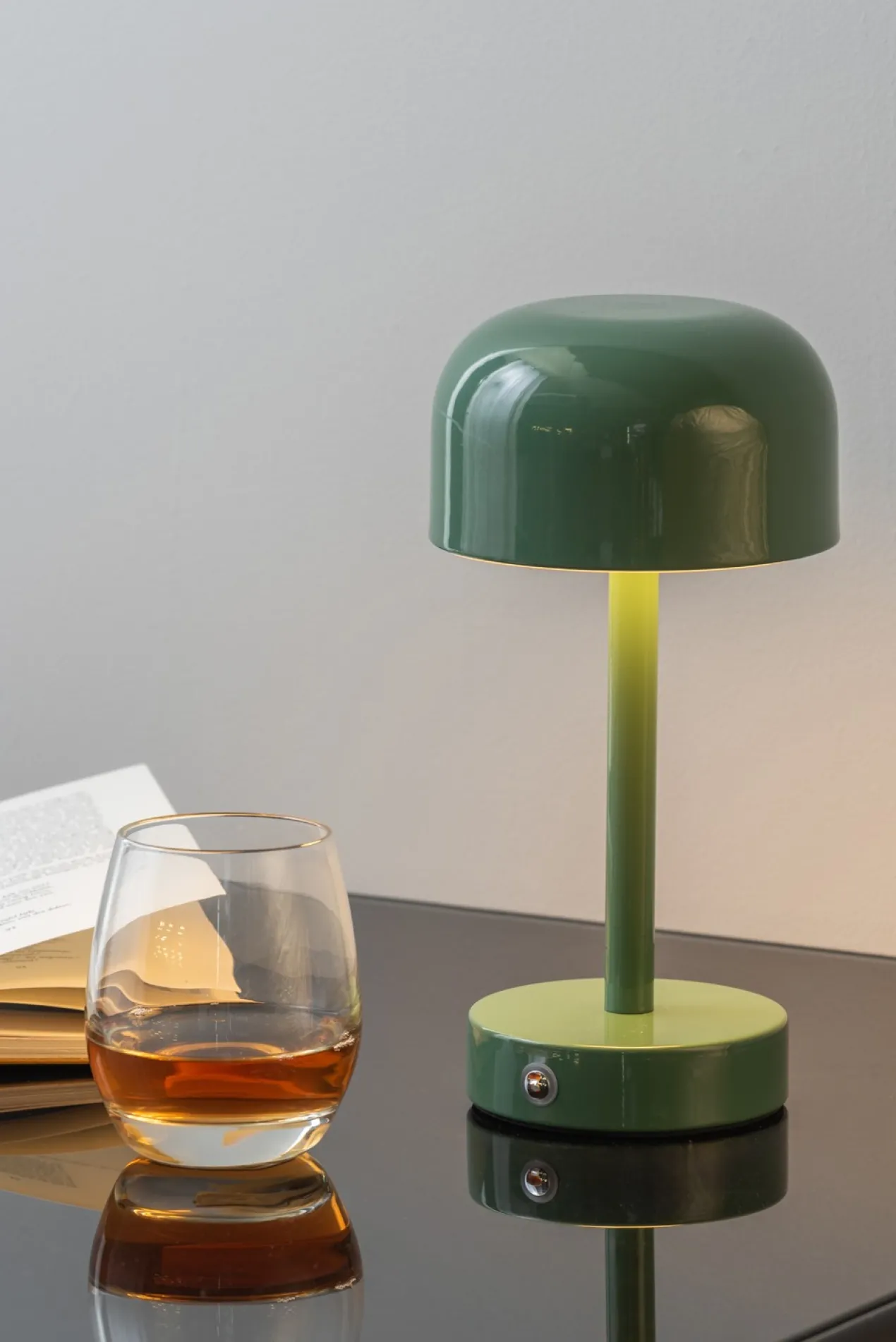 Table lamp James LED iron shiny jungle green