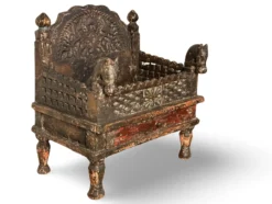 Tempeltafel Singhasan oude uniek