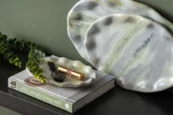 Tray Waved oval medium marble himalayan green