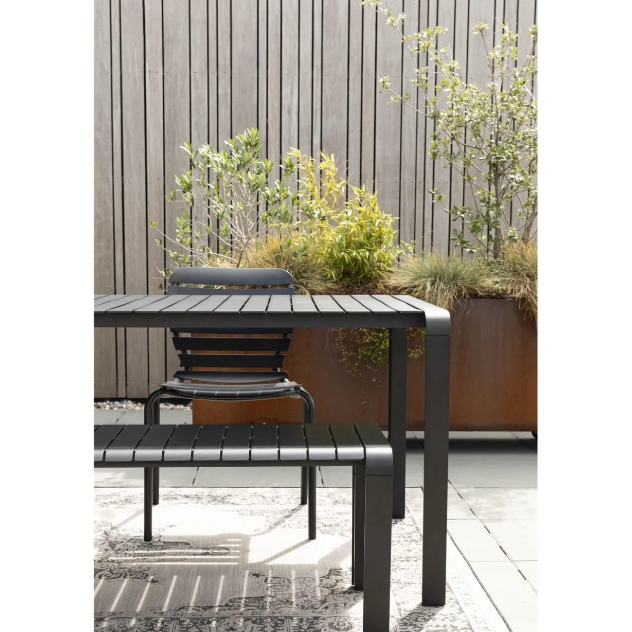 Tuin bank vondel 129,5x45 zwart