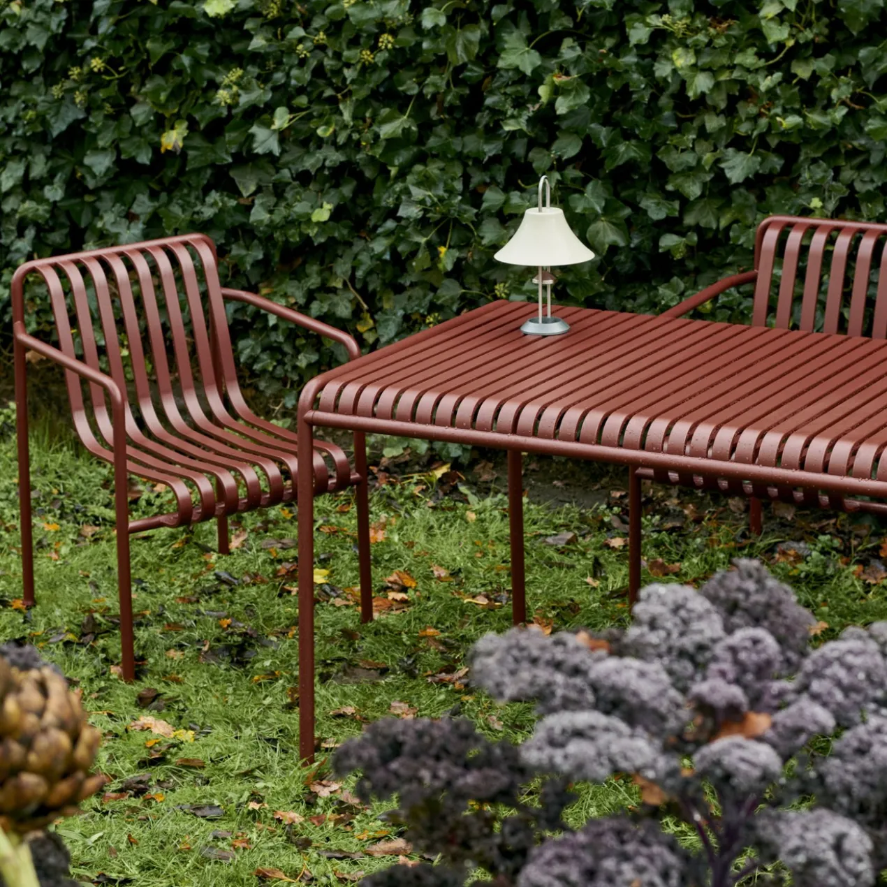 Tuinstoel Palissade Dining met armleuning iron red
