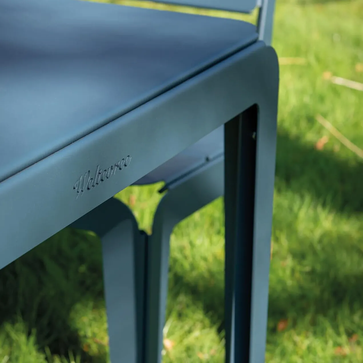Tuintafel Bended 90x90 grey blue