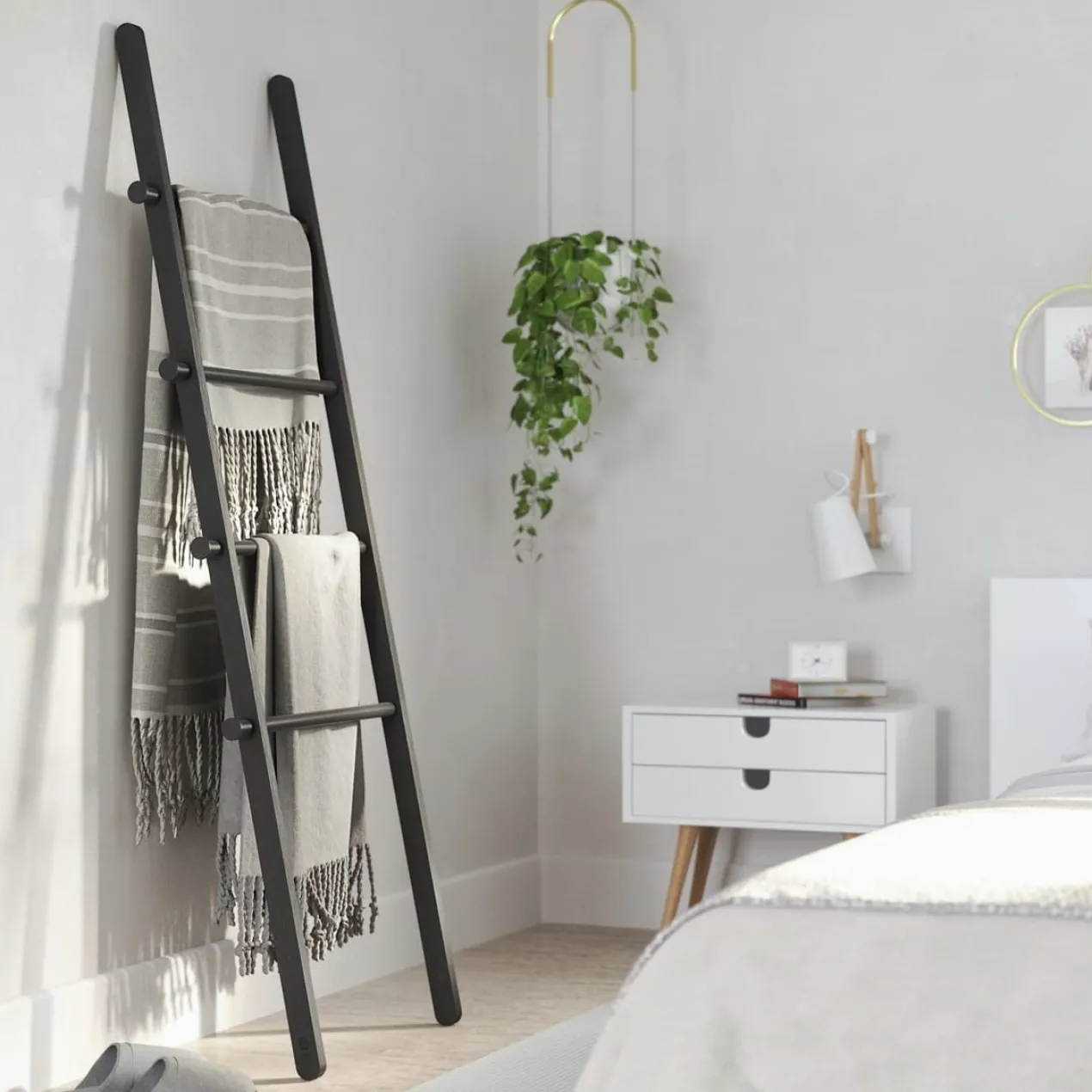 Umbra decoratieve ladder Leana zwart