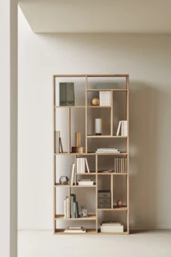 Vakkenkast M Rek - eiken geolied - 104x30x219 cm