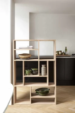 Vakkenkast M Rek - eiken geolied - 30x90x139 cm