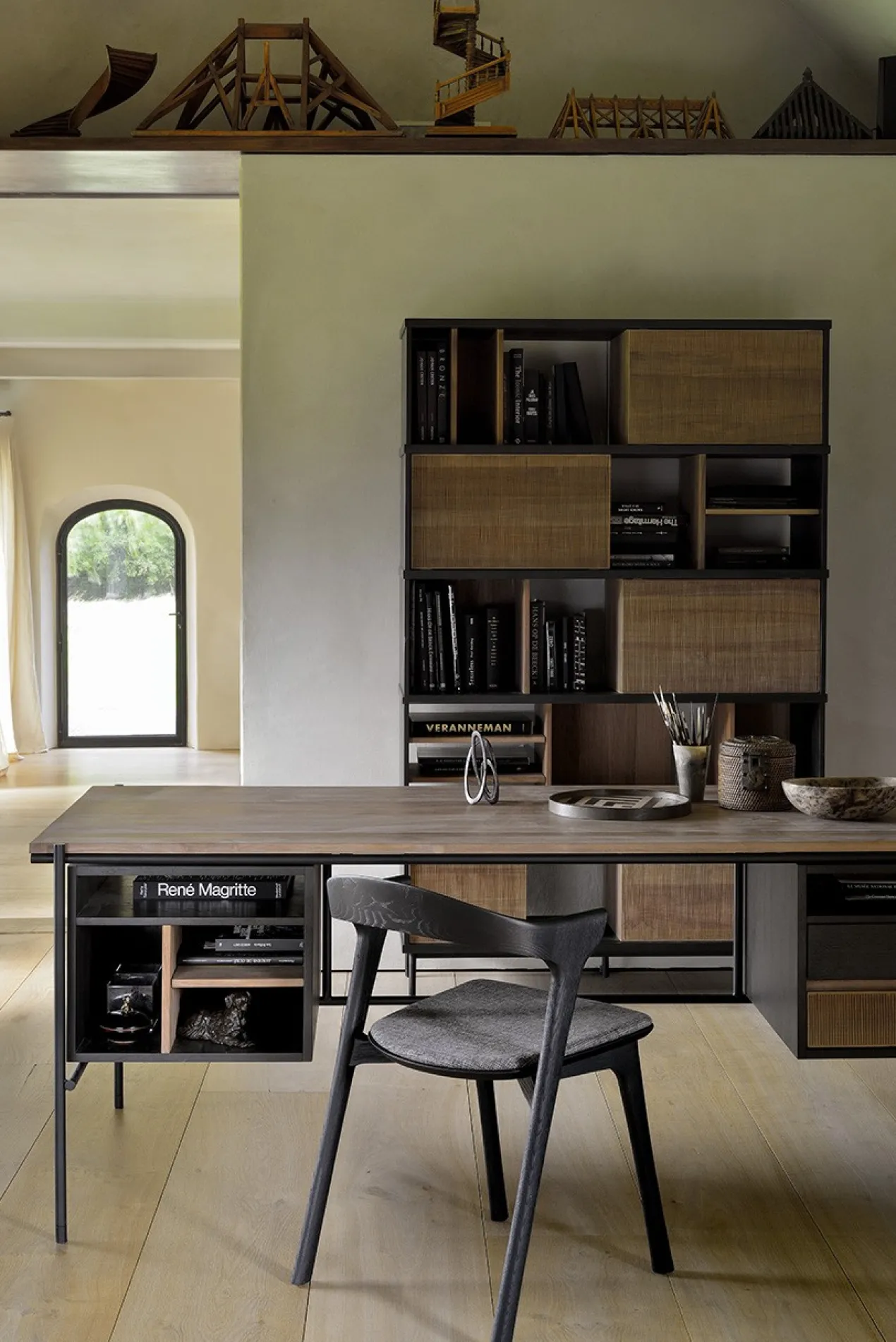 Vakkenkast Oscar - teak - 120x40x195