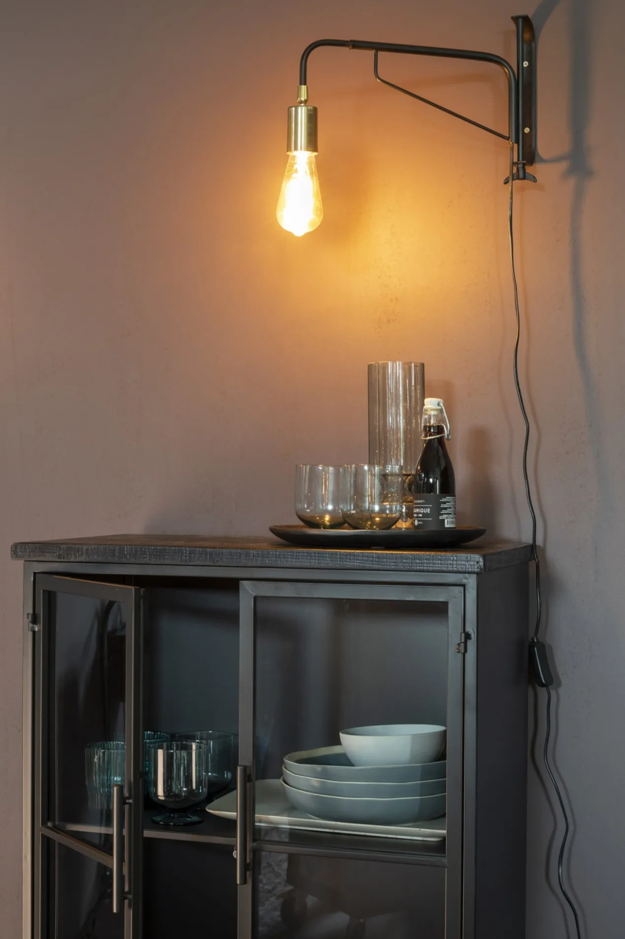 Vitrinekast Ferre M