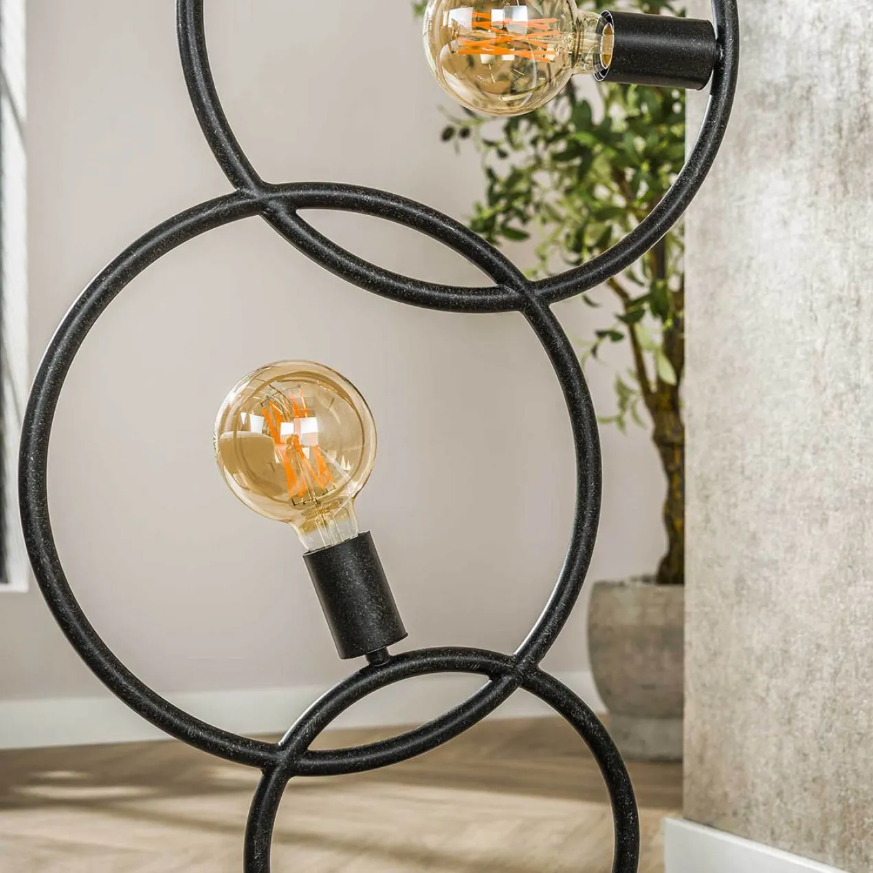 Vloerlamp Hollow