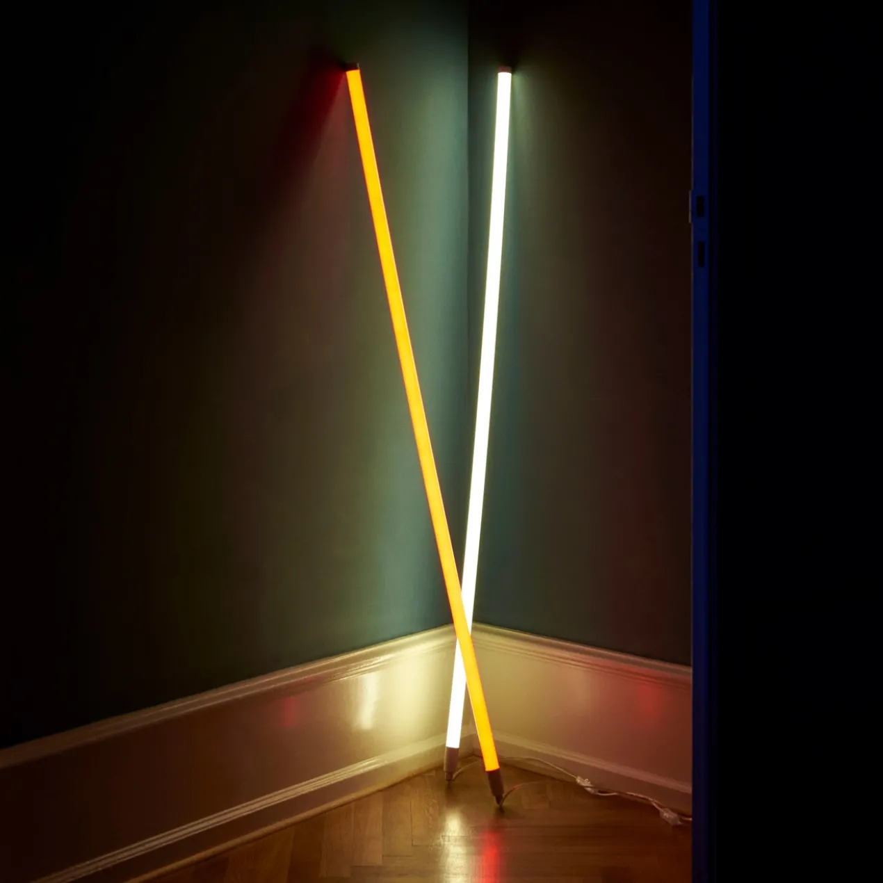 Vloerlamp Neon Tube LED geel