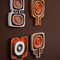 Wall art ceramic corsage
