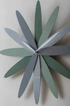 Wall clock Bloom metal green tones