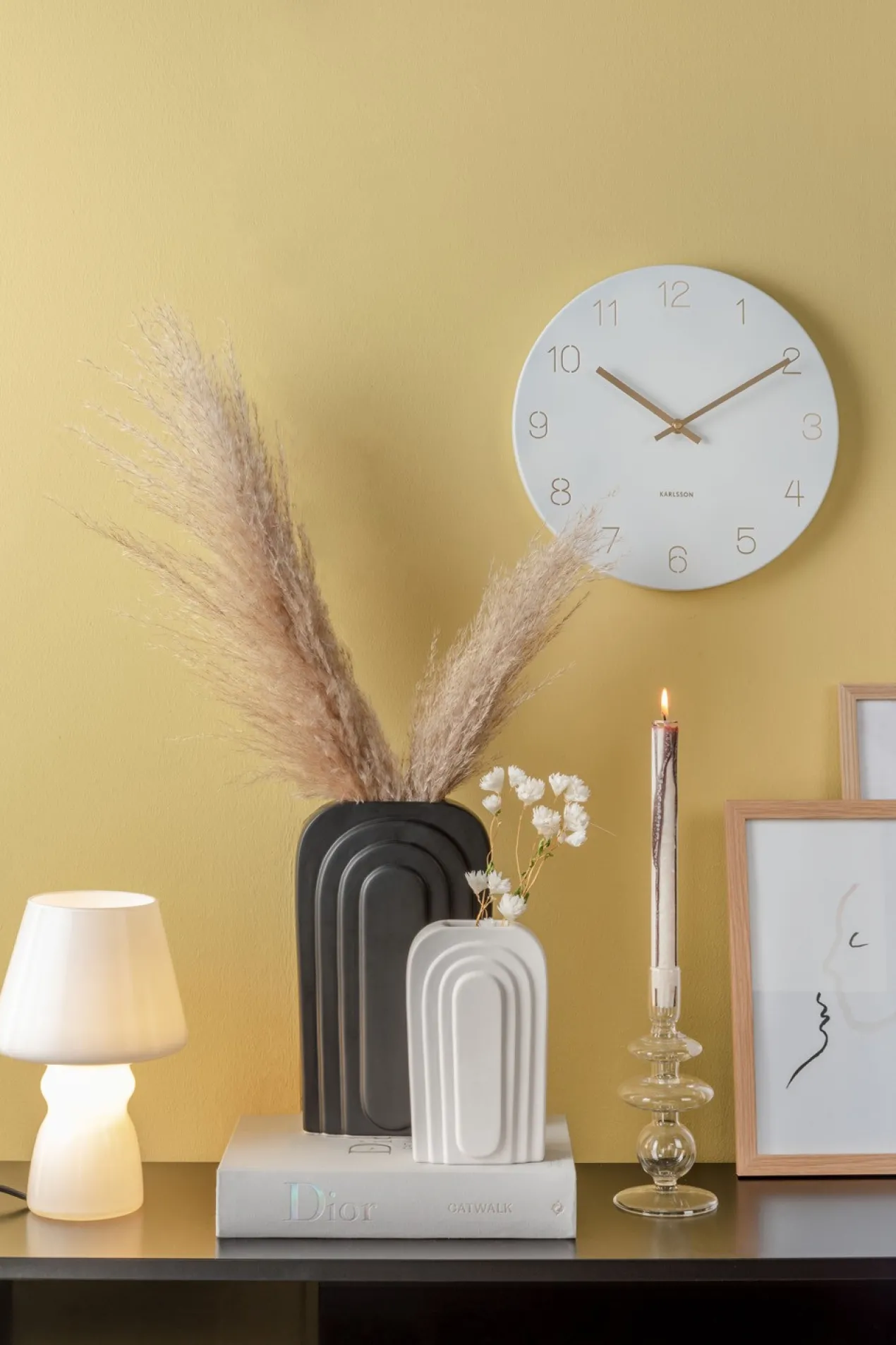 Wall clock Charm engraved numbers small white