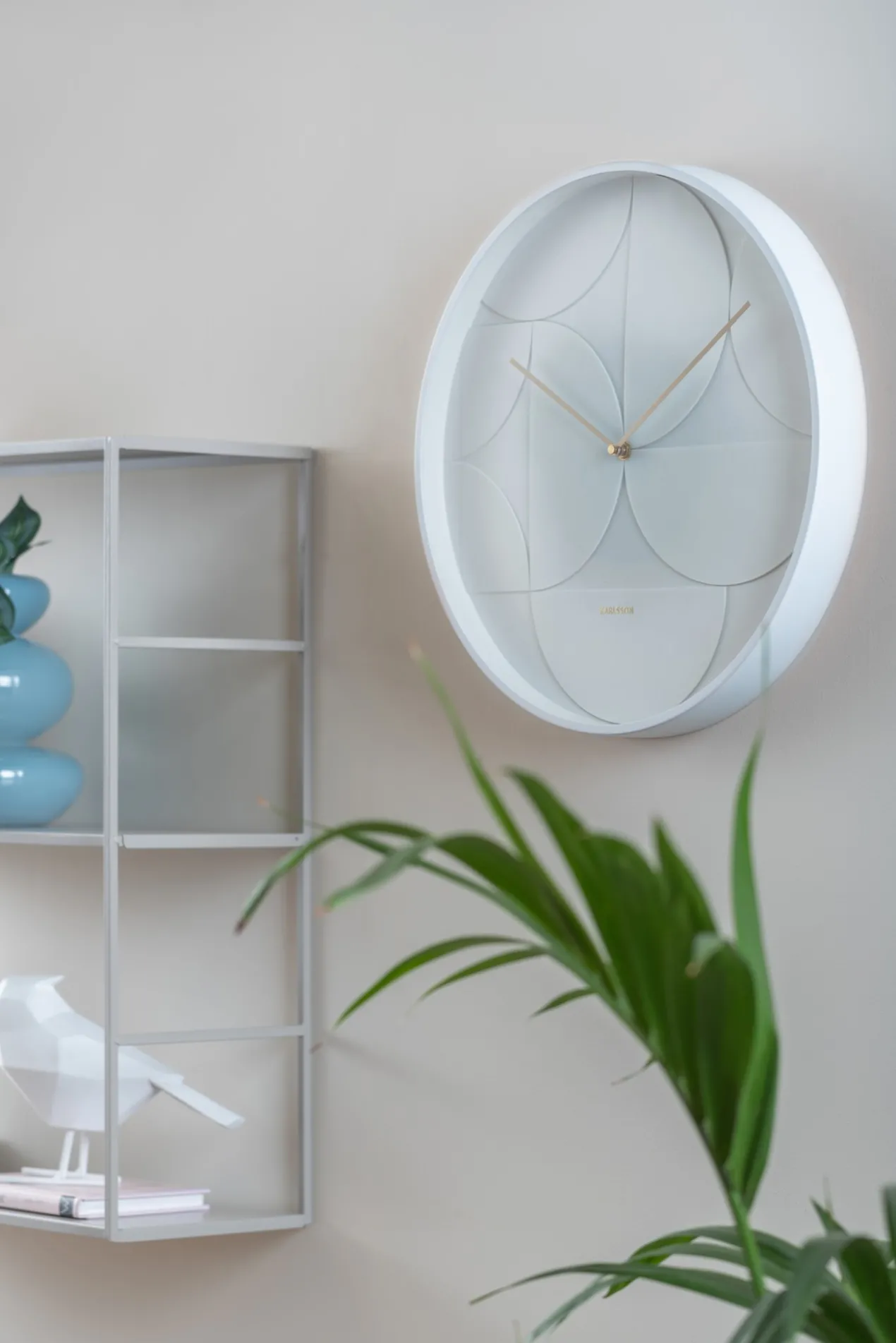 Wall clock Echelon Circular white