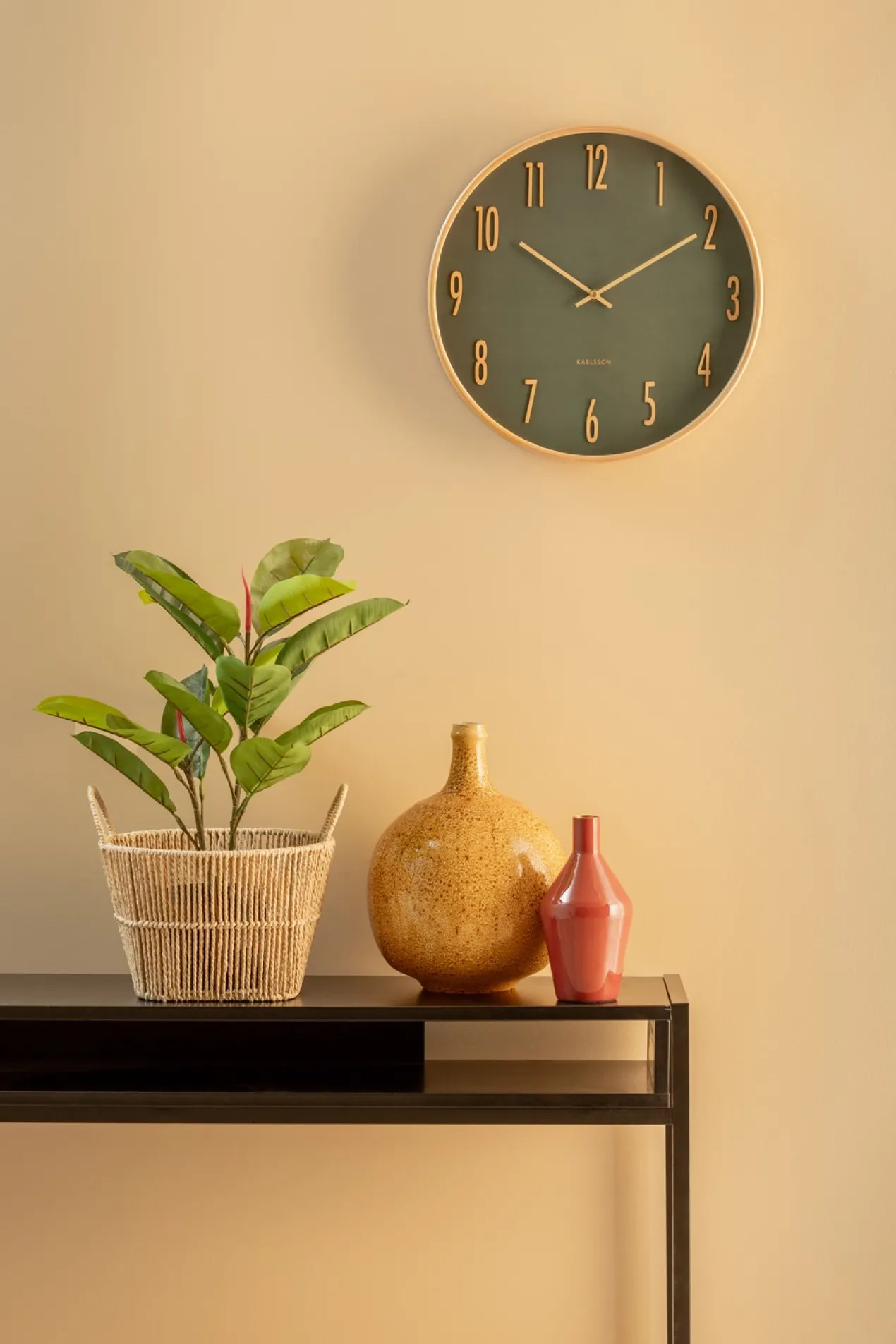 Wall clock Gracil wood blush red