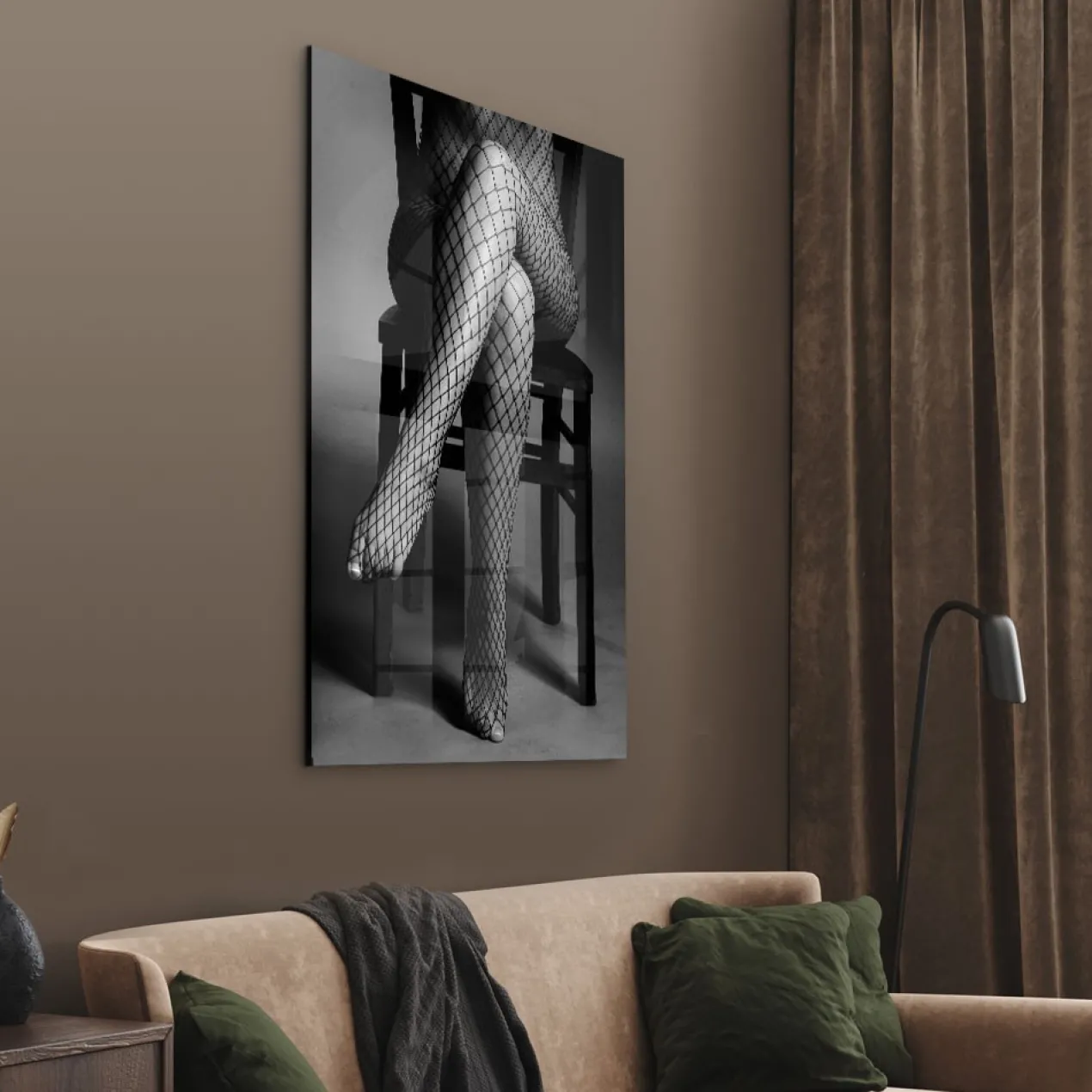 Walljar acrylglas schilderij - Woman On Chair Acrylglas schilderij - 70 x 100 cm