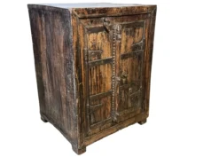 Wandkast vierkant antiek finish