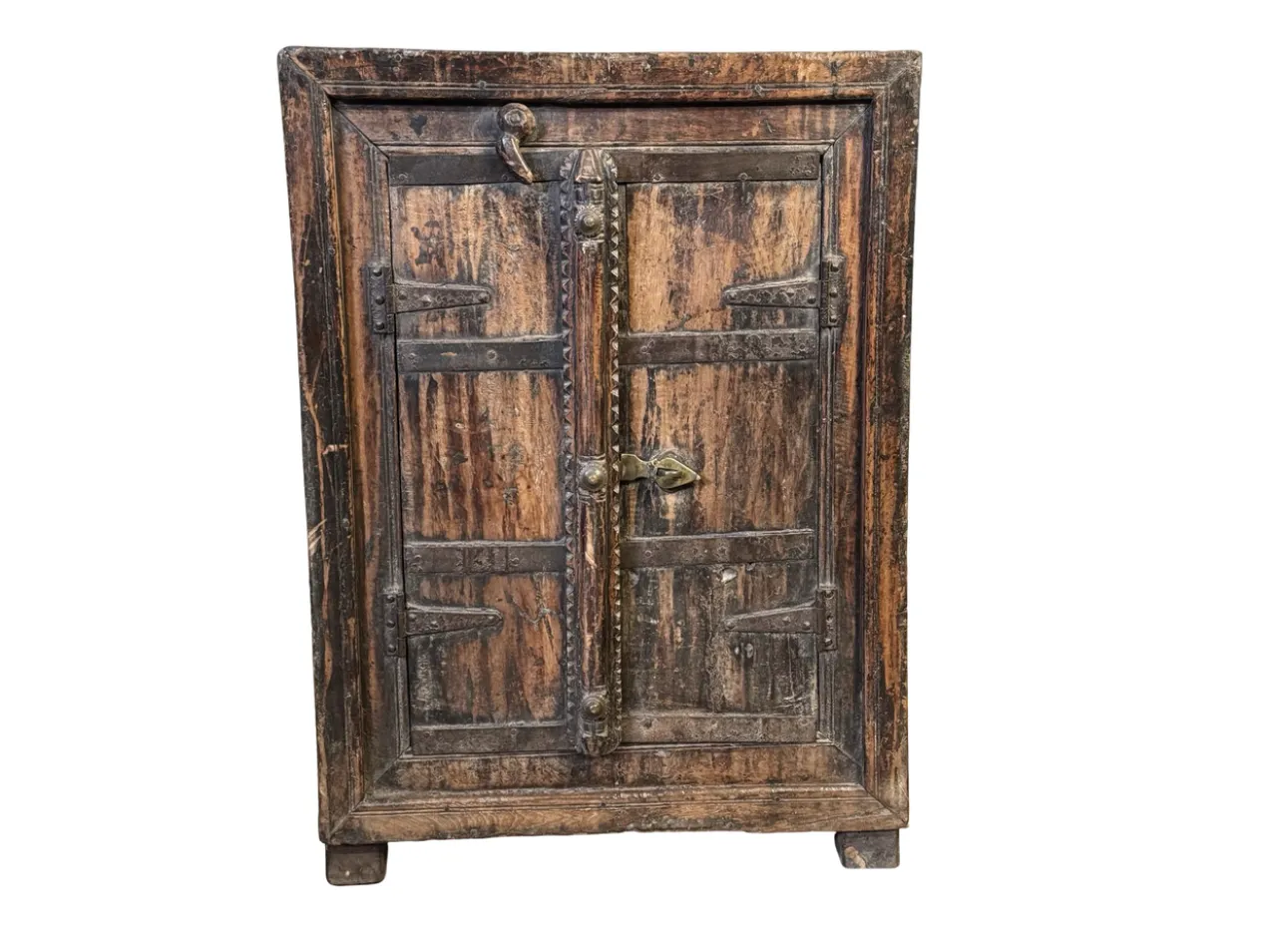 Wandkast vierkant antiek finish
