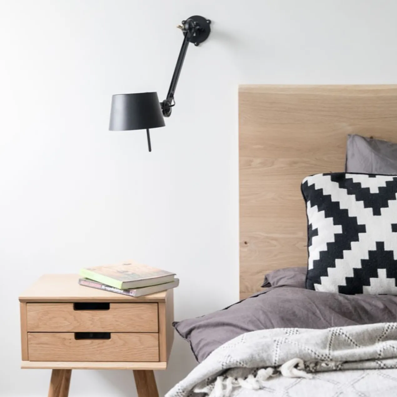 Wandlamp Bolt sidefit small install pure white