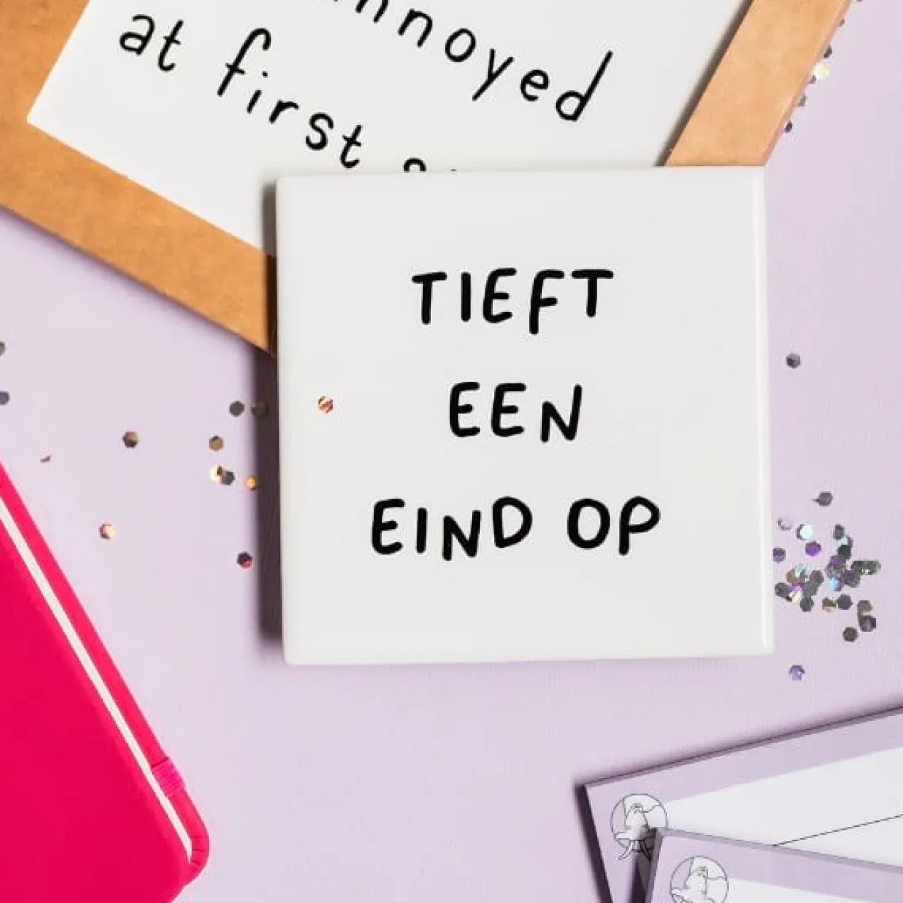 Wandtegel Tieft een eind op